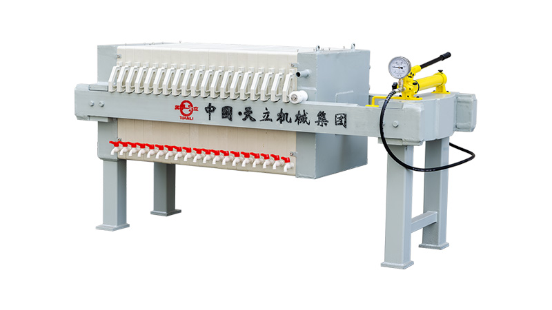 500/630型  手動液壓廂式壓濾機(jī)